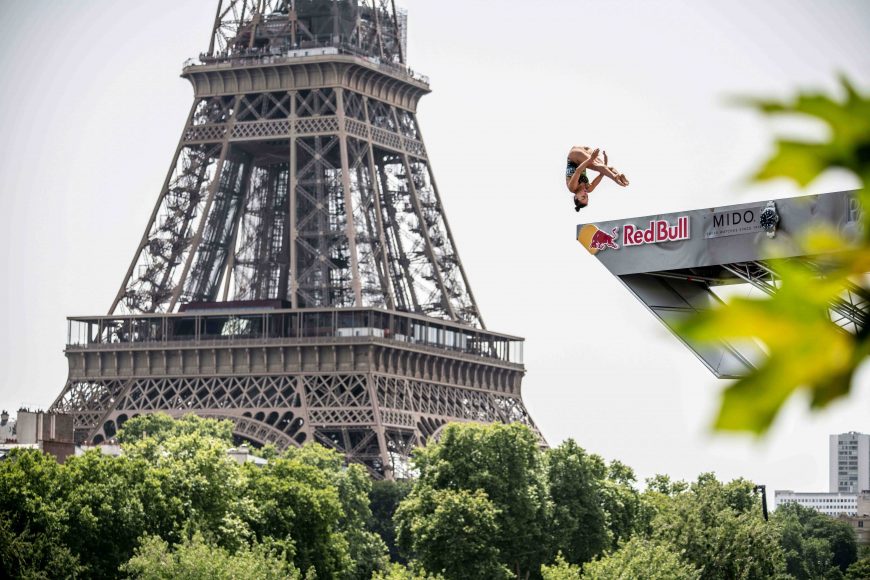 Jacqueline Valente of Brazil dives from the 21.5 metre platform during the final competition day of the second stop of the Red Bull Cliff Diving World Series in Paris, France on June 18, 2022. // Dean Treml / Red Bull Content Pool // SI202206180729 // Usage for editorial use only //